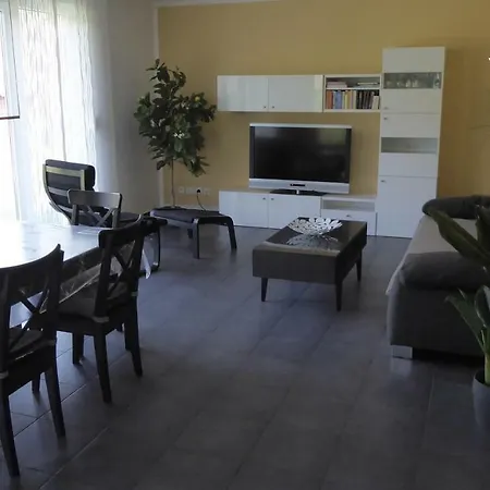 Дом отдыха Ferienhaus Scharmuetzelsee Вендиш-Риц